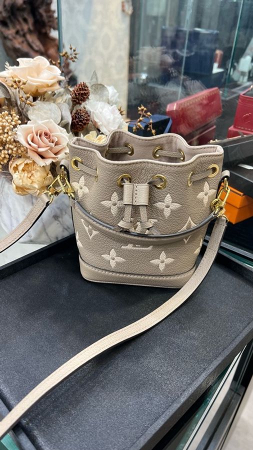 Lv nano now 大象灰 小水桶包-0