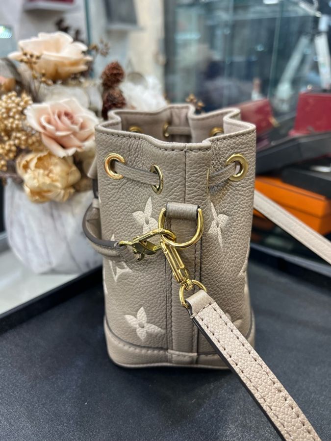 Lv nano now 大象灰 小水桶包-2