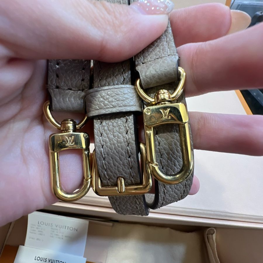 Lv nano now 大象灰 小水桶包-12
