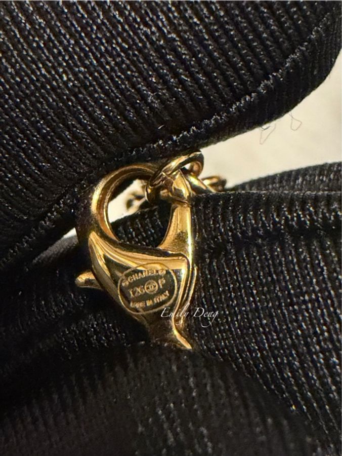 Chanel 酒紅愛心琺瑯項鍊-8