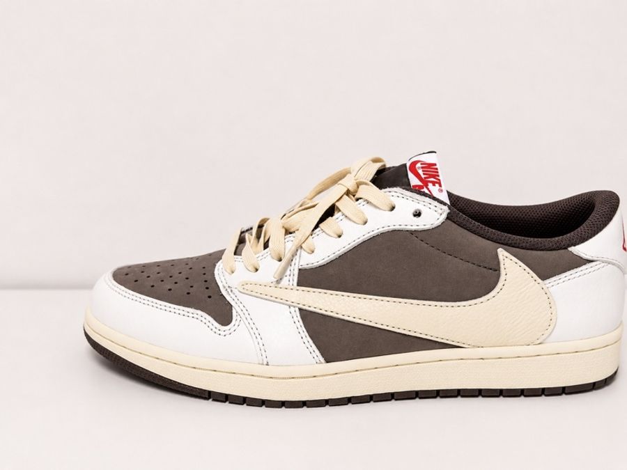 全新Travis Scott x Air Jordan 1 Low OG倒鉤摩卡-2
