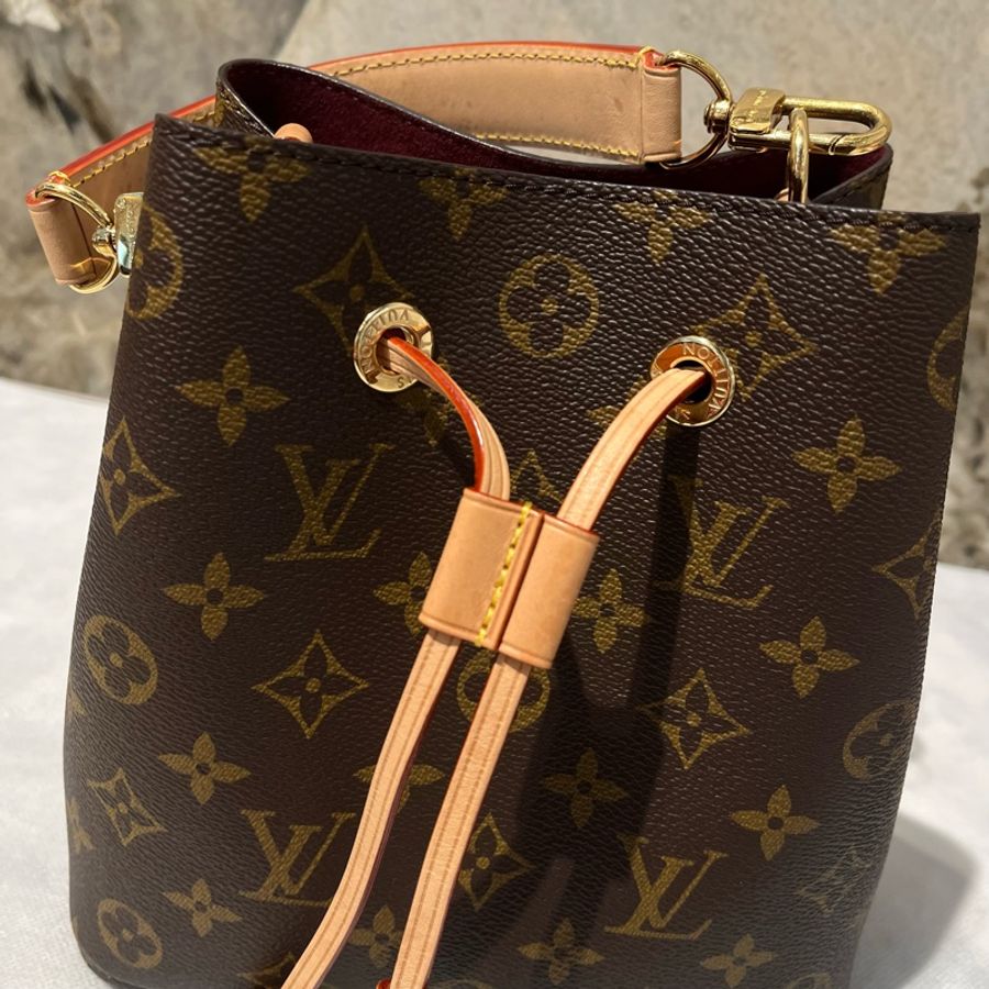 Louis Vuitton Monogram拼皮Neo Noe BB-7