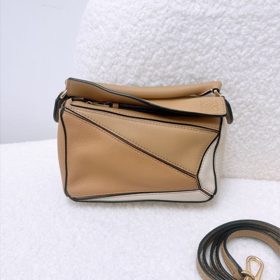 Loewe puzzle mini 棕色拼色幾何包-0