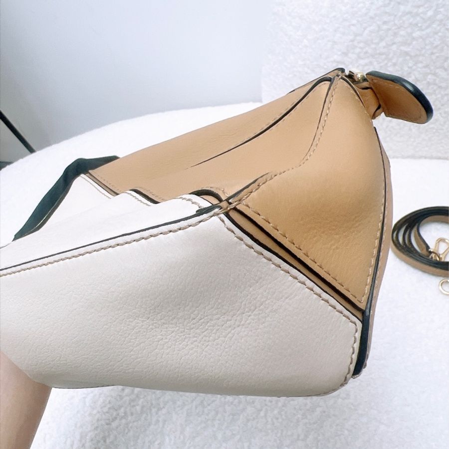 Loewe puzzle mini 棕色拼色幾何包-8