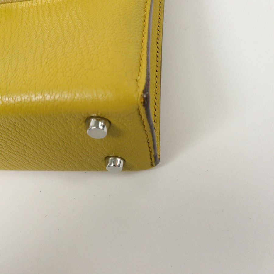 HERMES Chevre皮革Verrou Mini鏈帶肩背袋Jaune Ambre-9