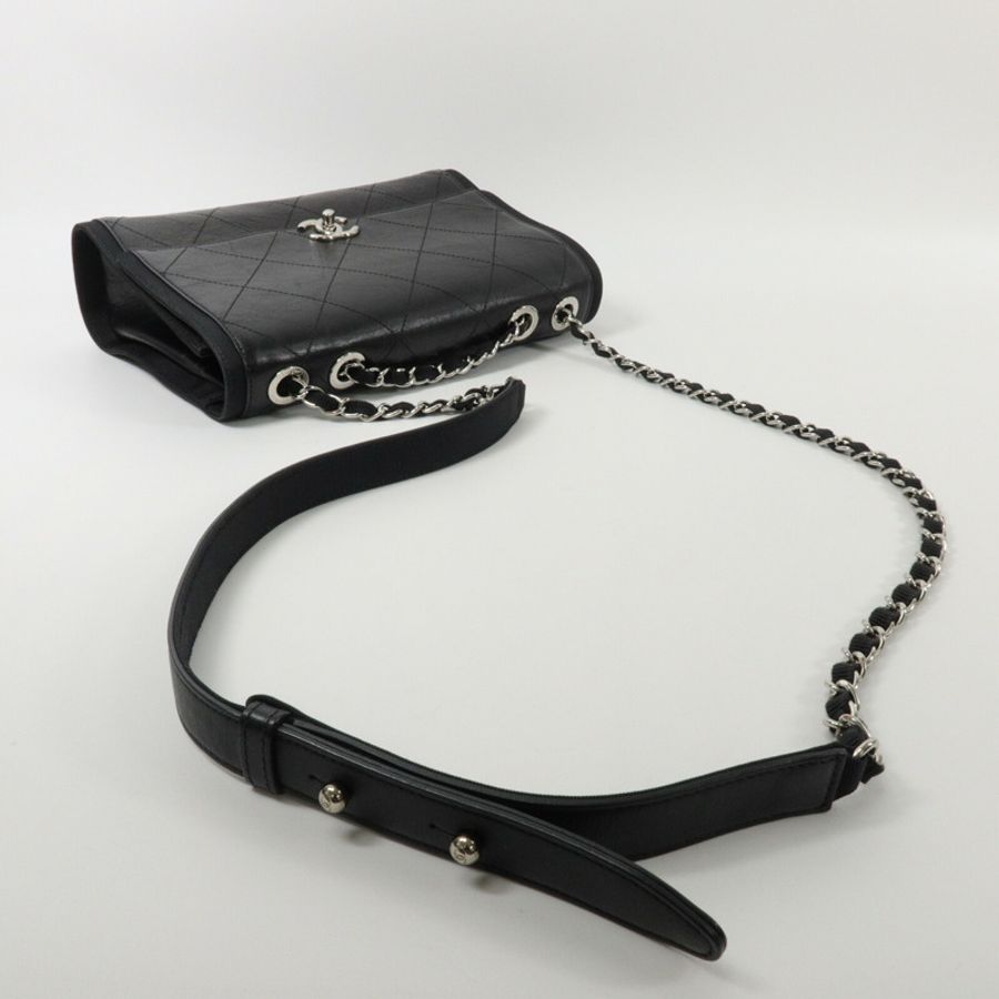 CHANEL 牛皮皮革Crumpled Flap Bag鏈帶肩背袋-8