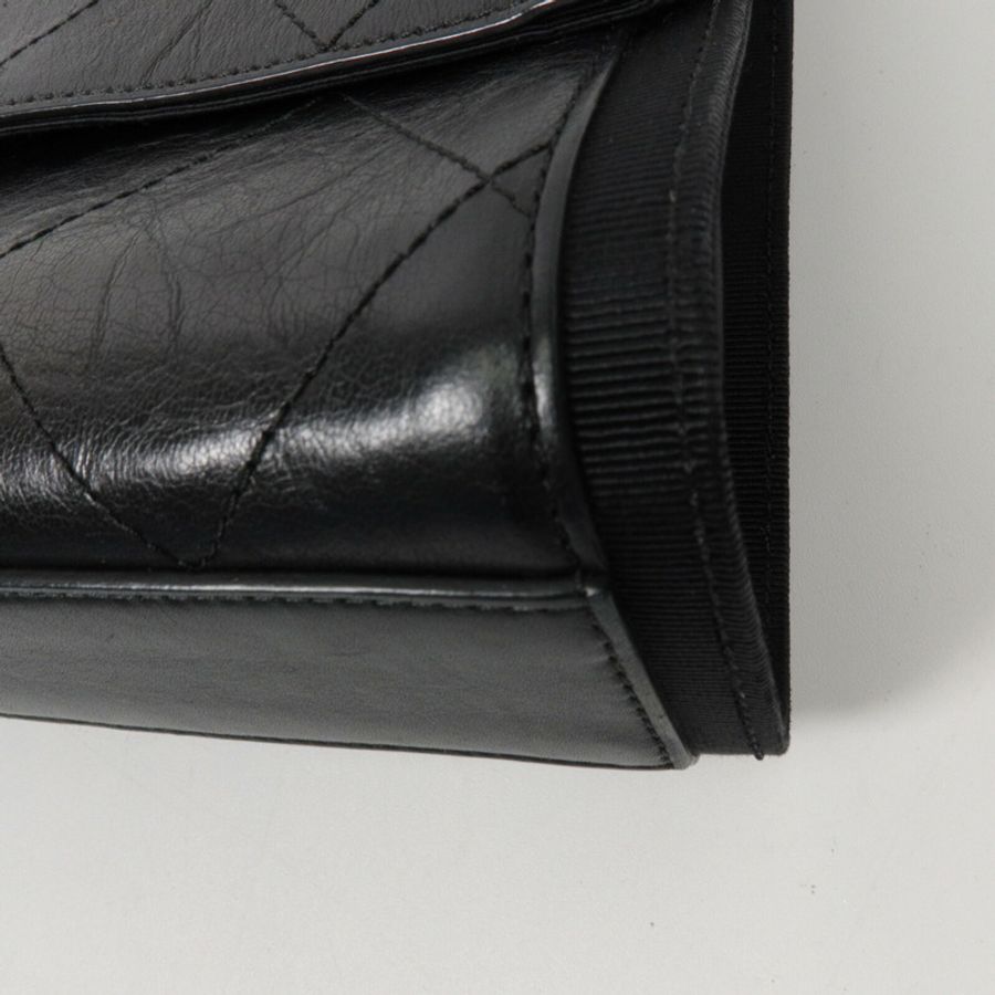 CHANEL 牛皮皮革Crumpled Flap Bag鏈帶肩背袋-10