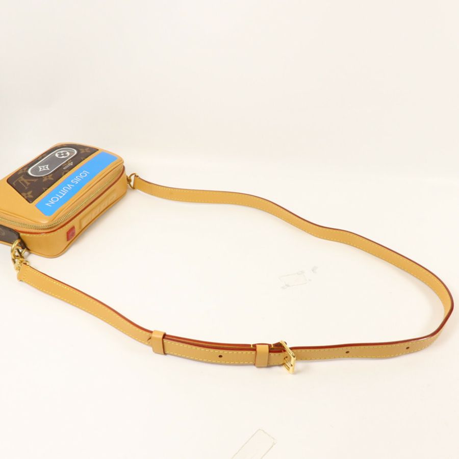 LOUIS VUITTON Monogram/牛皮皮革Baladeur Wearable Wallet肩背袋-6