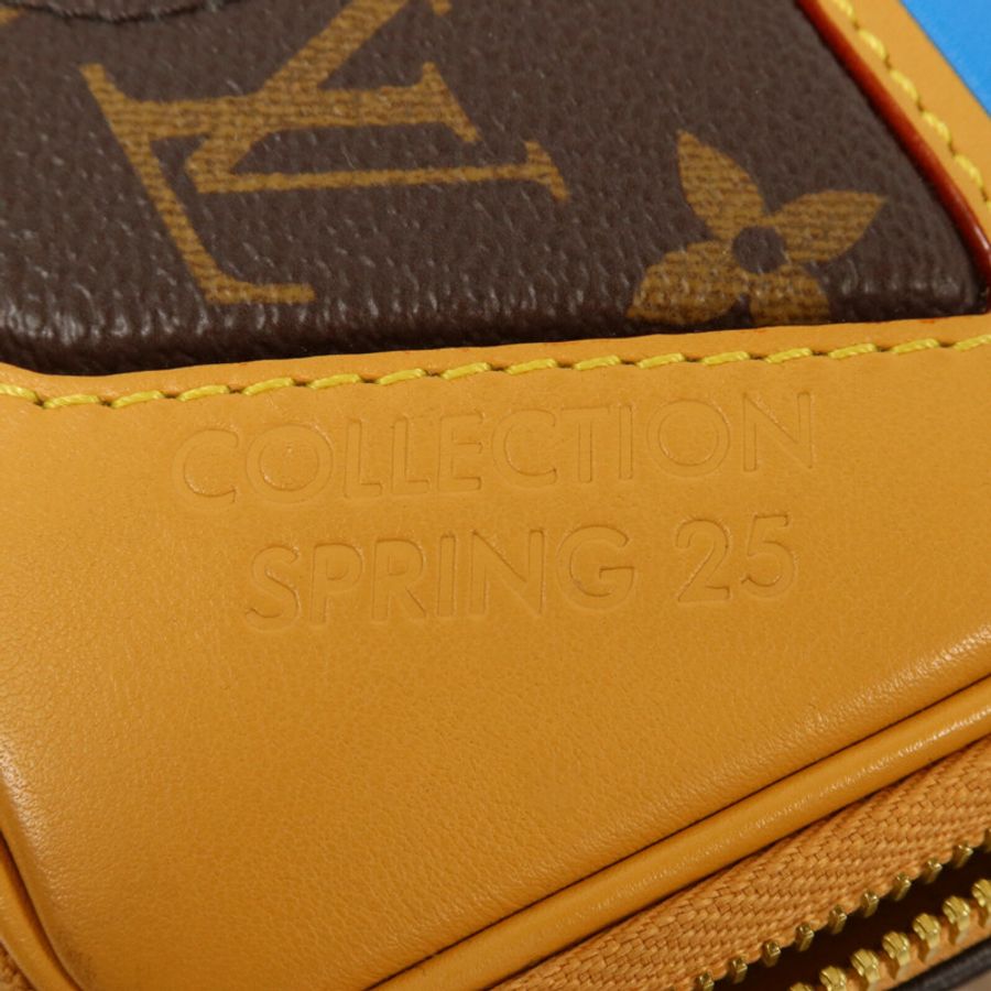 LOUIS VUITTON Monogram/牛皮皮革Baladeur Wearable Wallet肩背袋-14