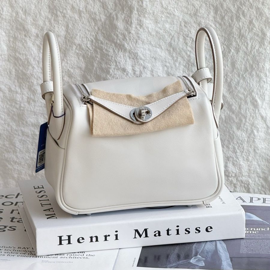 99新 Hermes 愛馬仕 mini lindy M4奶灰色銀扣內拼0L積雨雲灰 swift皮 B刻-0