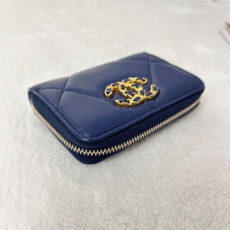 Chanel 19 絎縫皮革拉鍊拉鏈零錢包-9