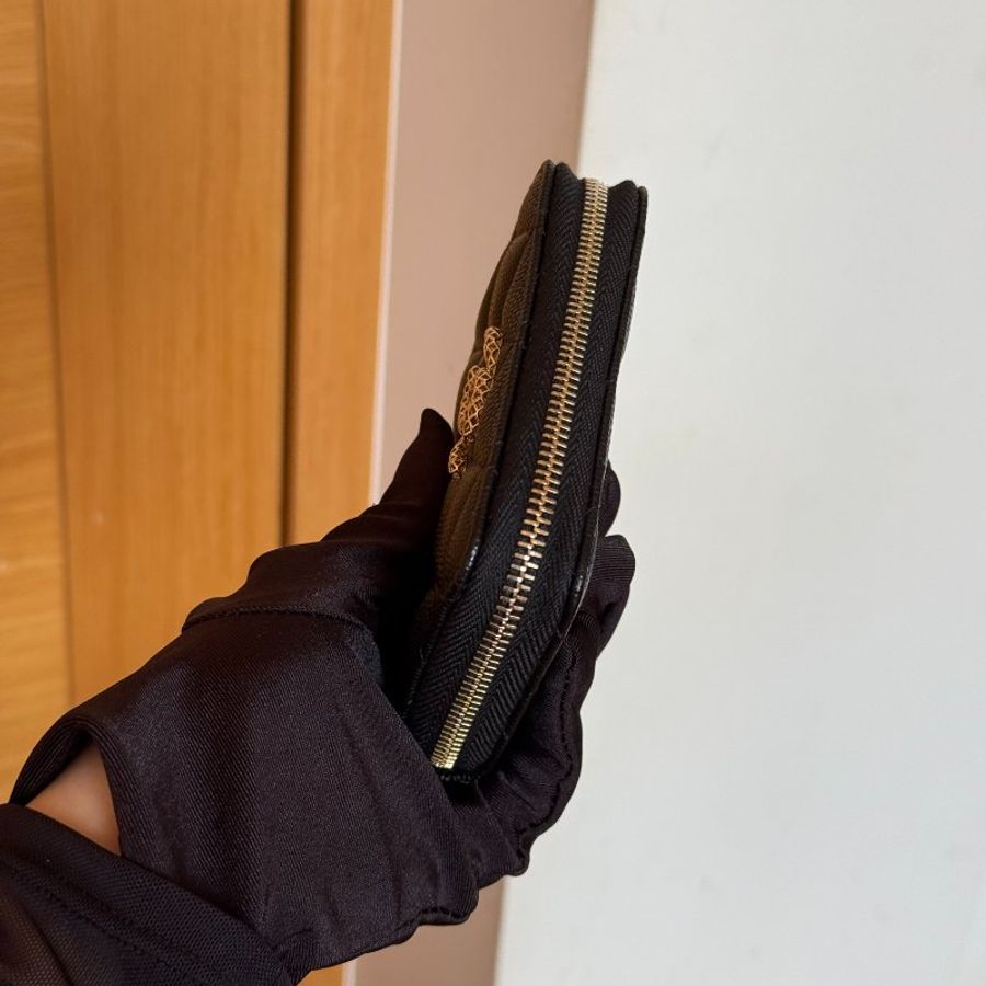 Chanel 全新 23P ㄇ型零錢包 拉鍊卡包 黑/荔枝金 AP3186-6