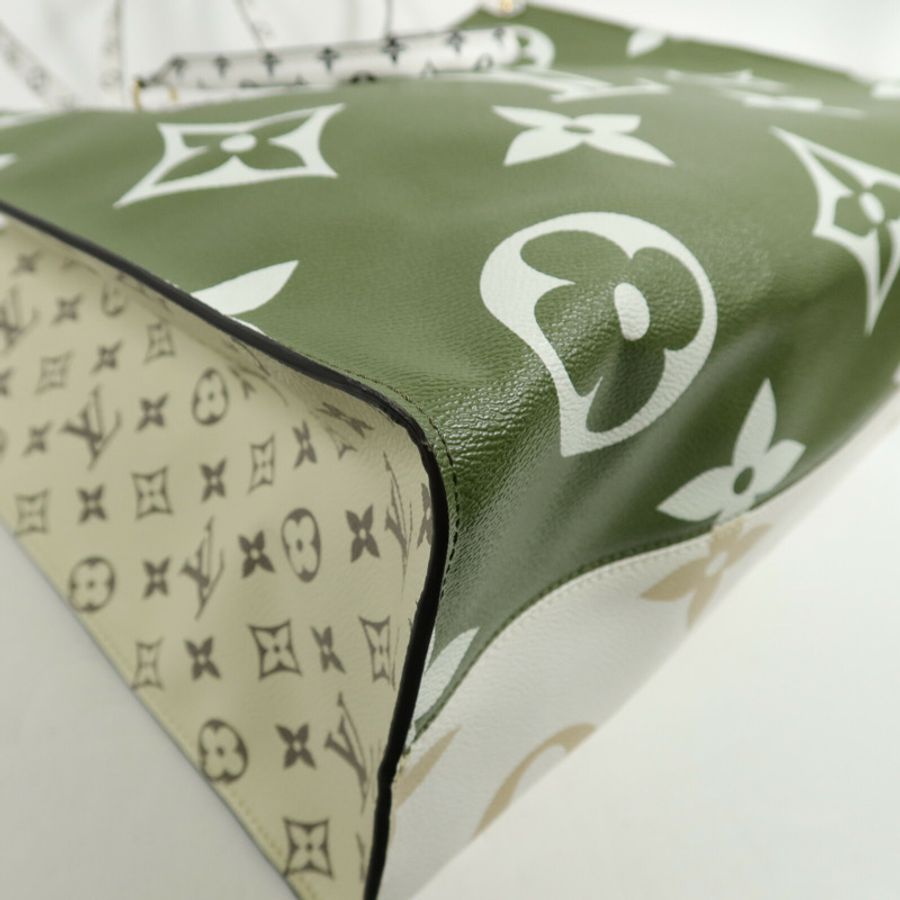 LOUIS VUITTON Jungle/Giant Monogra OnTheGo GM手挽肩背兩用袋-13