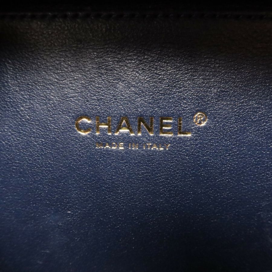 CHANEL 牛皮皮革Filigree Vanity Case鏈帶手挽肩背兩用袋-5