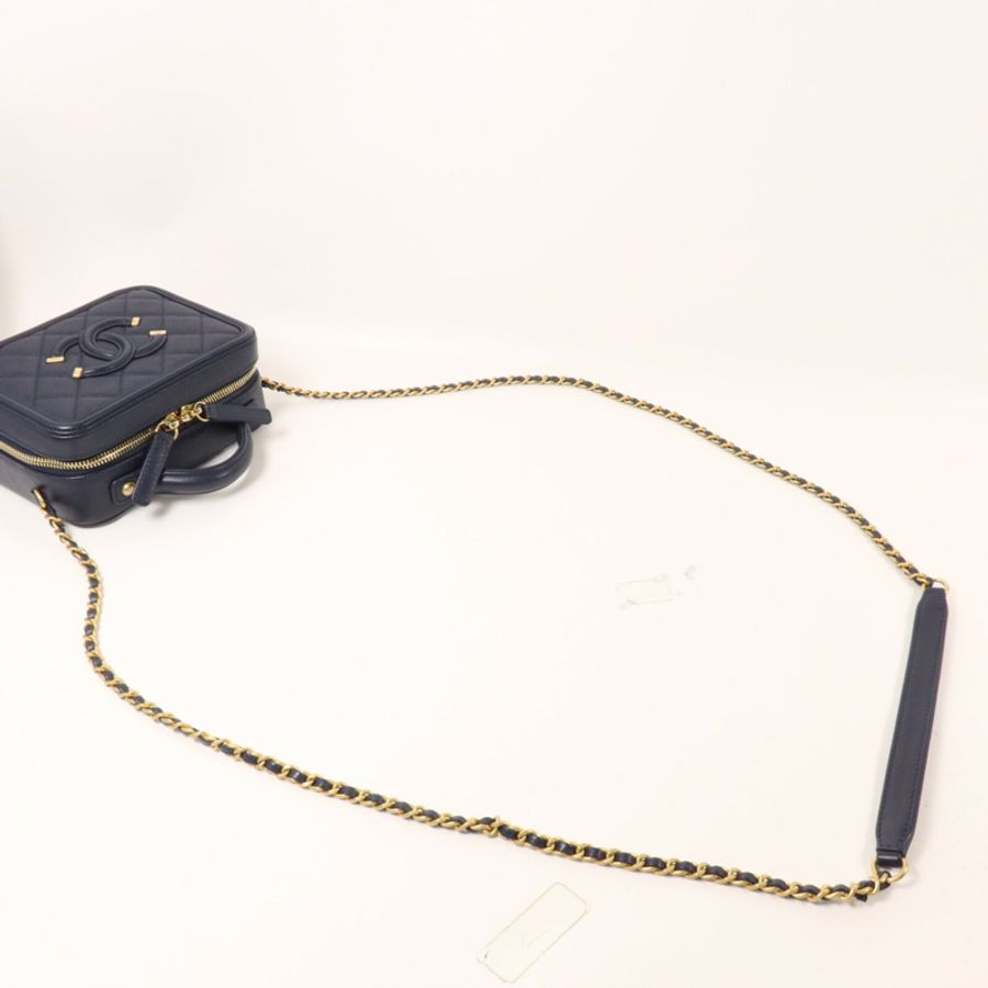 CHANEL 牛皮皮革Filigree Vanity Case鏈帶手挽肩背兩用袋-7