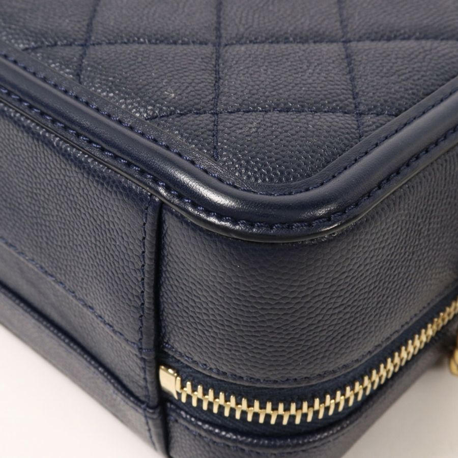 CHANEL 牛皮皮革Filigree Vanity Case鏈帶手挽肩背兩用袋-15