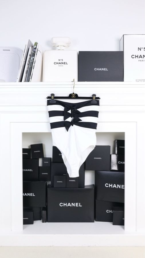 Chanel 24S秀款张子枫同款黑白蝴蝶结抹胸泳衣-0