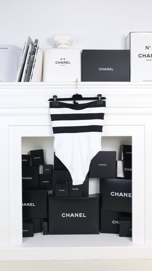 Chanel 24S秀款张子枫同款黑白蝴蝶结抹胸泳衣-1