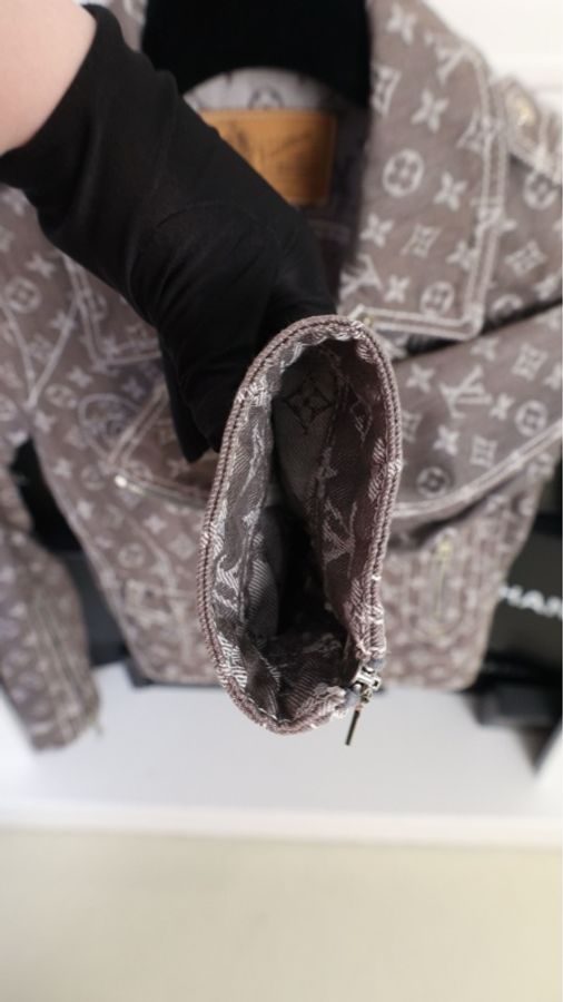 LV 07年春夏系列灰棕色老花满印丹宁牛仔机车外套-8