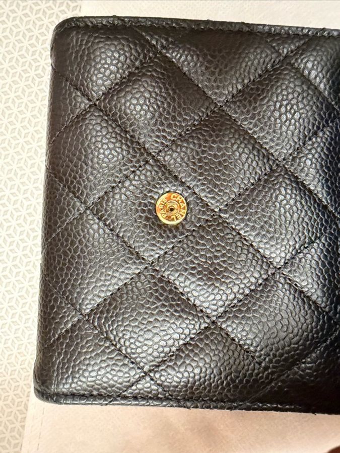 CHANEL 香奈兒真品*黑荔枝牛皮金雙C三折短夾-18
