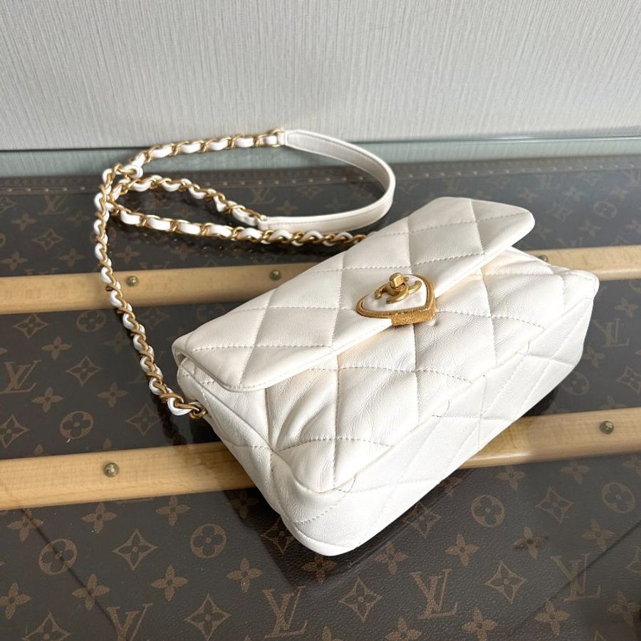 CHANEL 白金愛心琺瑯扣大mini 方胖子鏈條包 20*13*6 98新配件塵袋-4