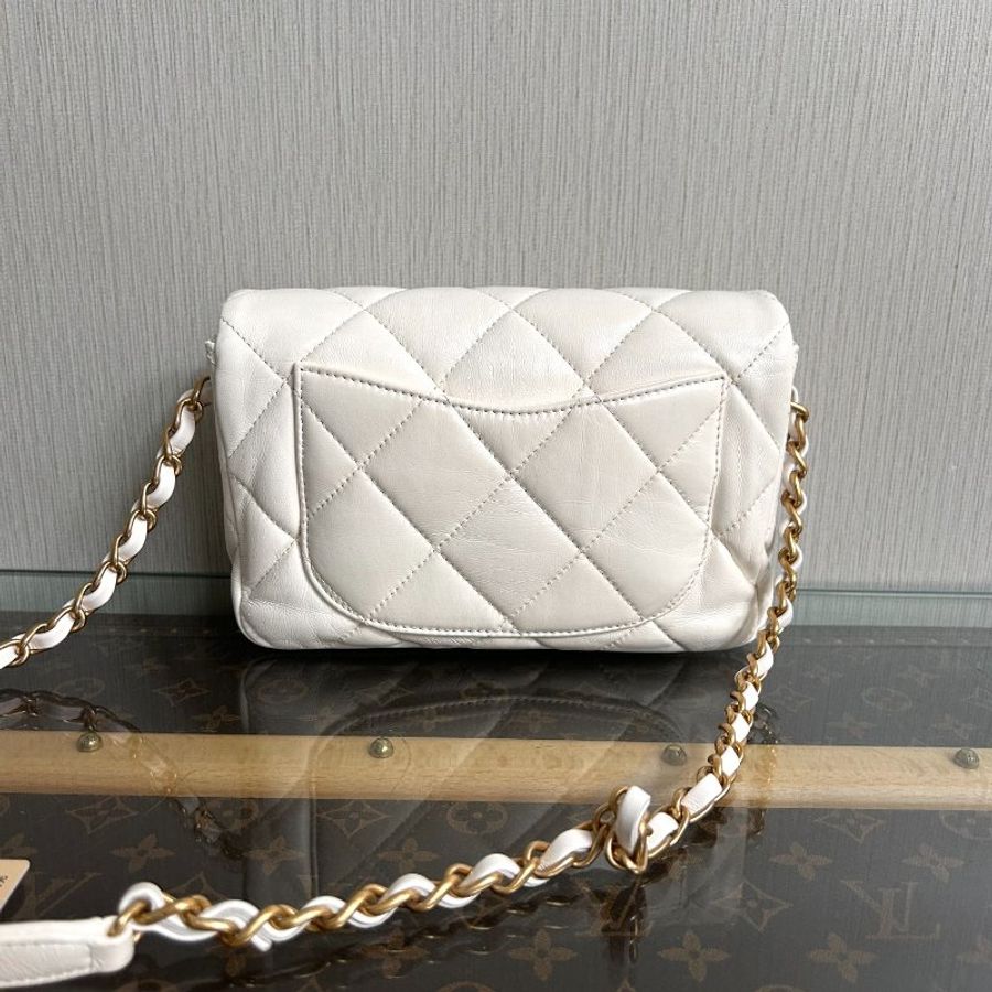 CHANEL 白金愛心琺瑯扣大mini 方胖子鏈條包 20*13*6 98新配件塵袋-5