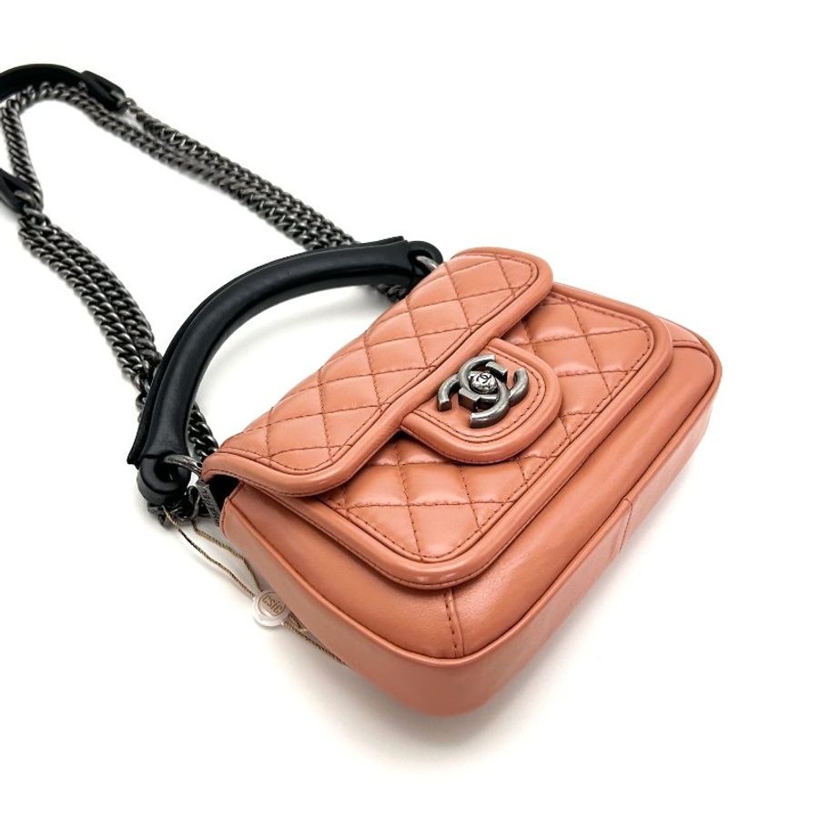 CHANEL 銀扣mini孟買 手提肩背斜背包 19*13*3.5 98新配件保卡塵袋-5