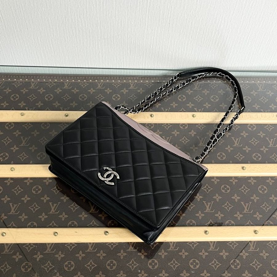CHANEL 拼色銀扣菱格紋肩背斜背包27*20*6 98新配件塵袋 保卡 鏡子-4