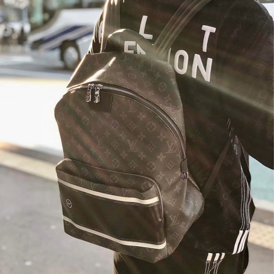 Louis Vuitton 路易威登👑 限量聯名特別發售款💗 藤原浩 閃電 黑老花 男士雙肩包💕 98新✨ 尺寸29*36*16-1