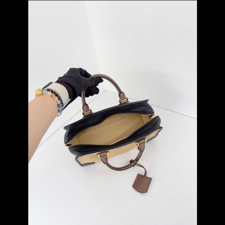 Loewe羅意威 Amazona亞馬遜波士頓手提吐司包小號 98新✨️-7