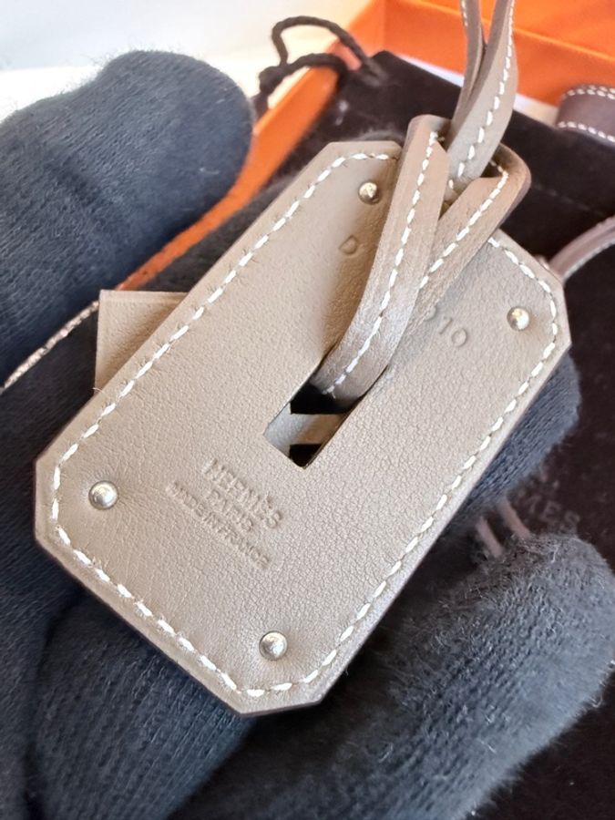 全新✨Hermes✨ O'KELLY PENDANT 鎖頭項鍊掛飾-4