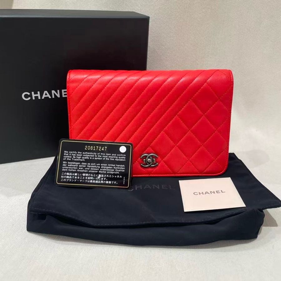 Chanel香奈兒紅色woc鏈條包-0