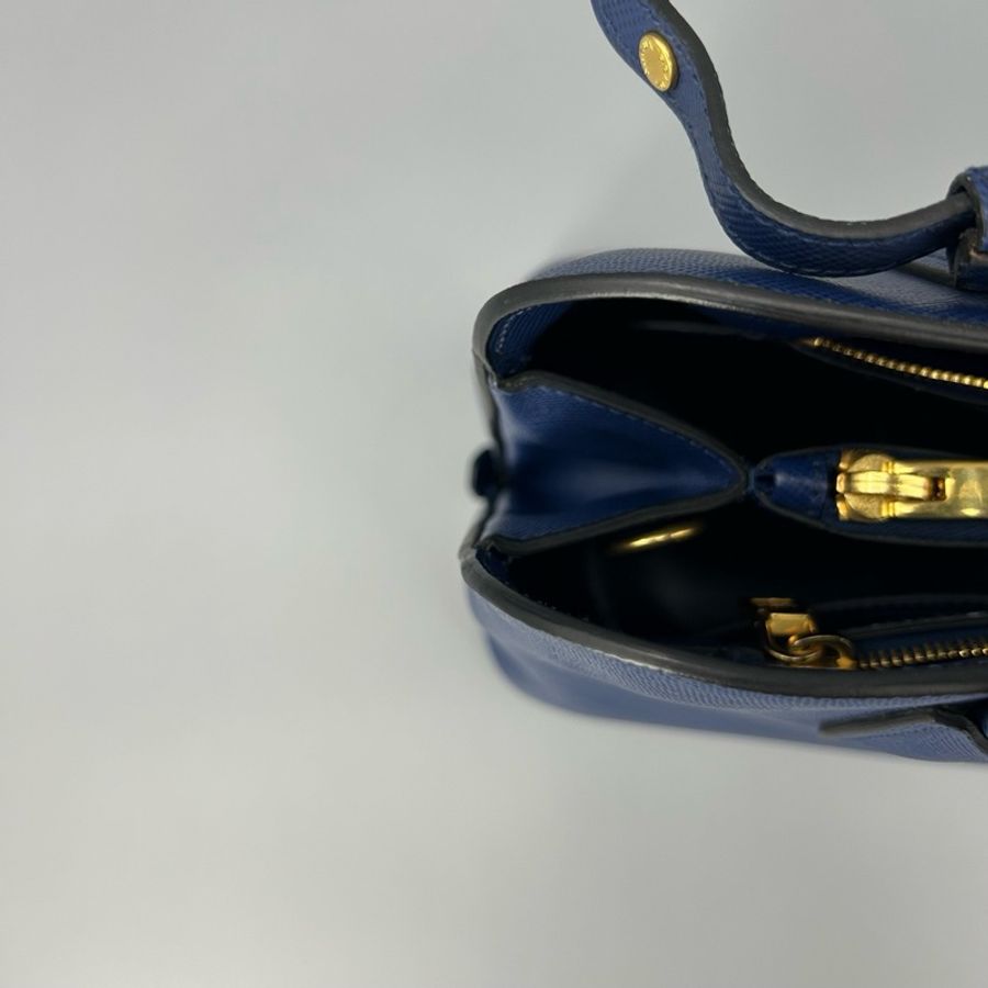 Prada 普拉達 藍色十字紋牛皮貝殼手提斜挎包 36*27-10
