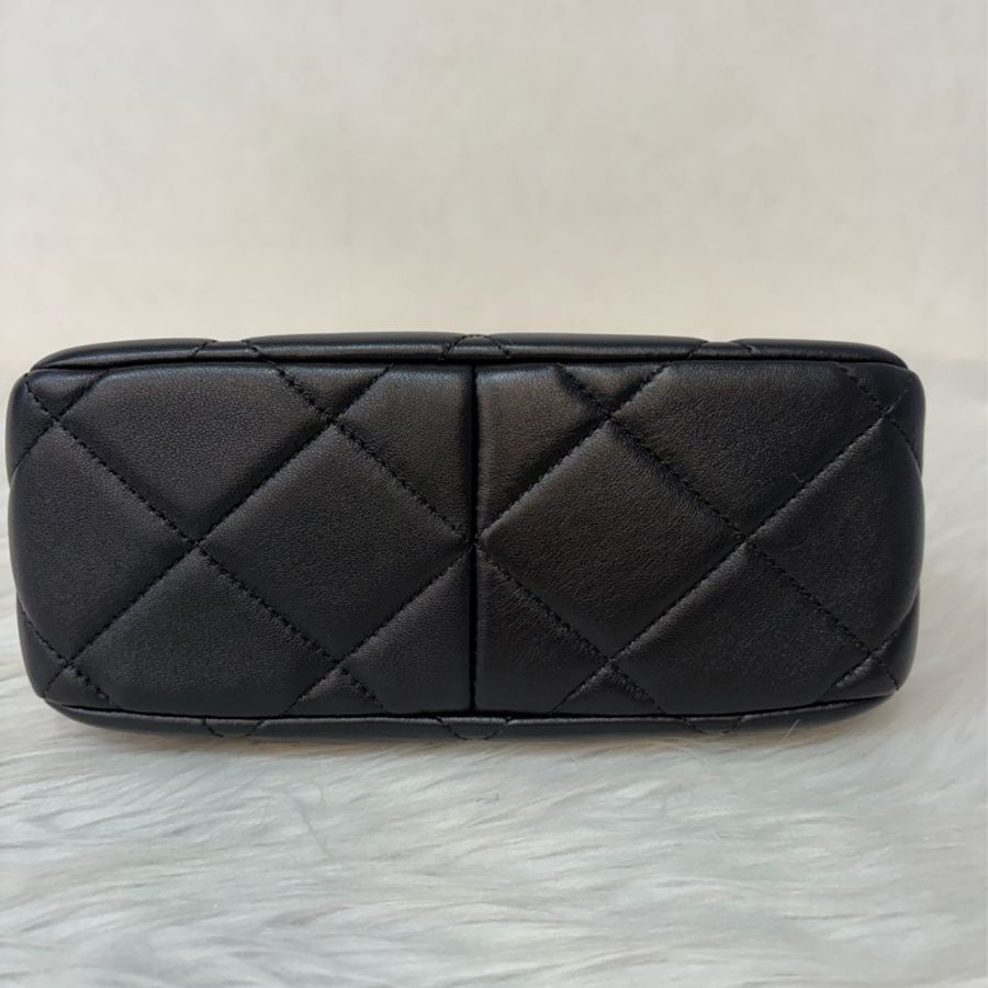 CHANEL AS4859 黑色羊皮 金鍊珍珠 肩背包腋下包白湯圓包手提包-4