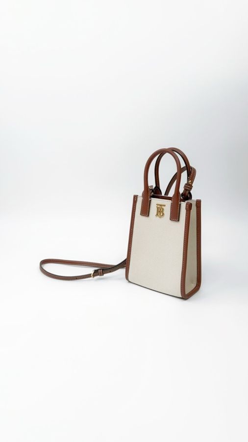 Burberry TB 金釦燕麥帆布拼皮革 迷你琴譜包✨ Wisher惟奢名品✨-3