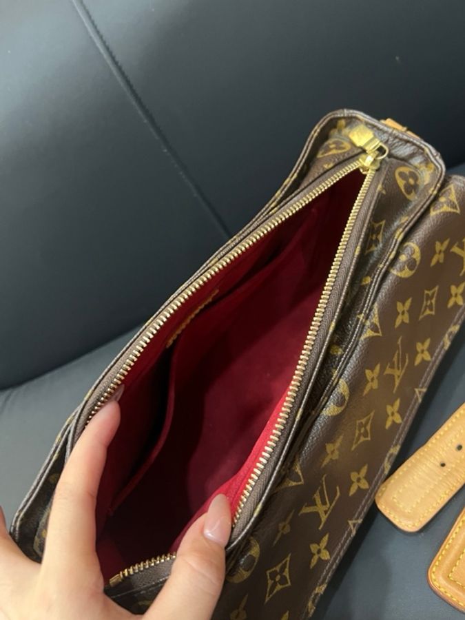 Lv路易威登 中古老花駱駝-5