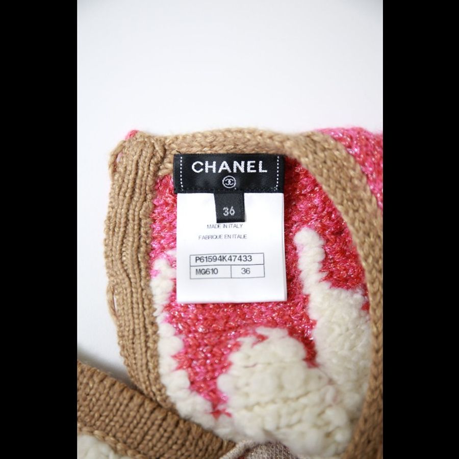 Chanel 19年埃及系列秀款粉色图案羊毛针织套头马甲-7