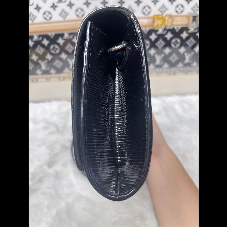 lv Shoulder Louise 水波紋黑銀大logo單肩斜挎包,大號woc包-3
