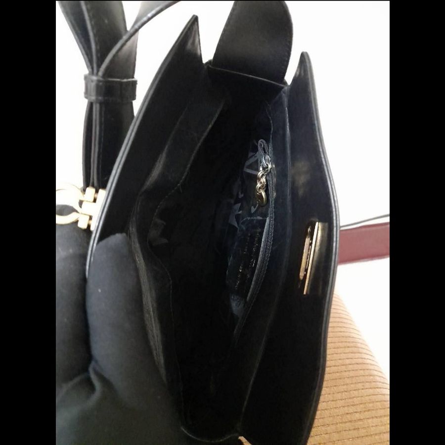 Salvatore Ferragamo正版 超絕版古董包 義大利 上開蓋稀有 隨身高級感 全真牛皮 肩背包 請看商品敘述-9