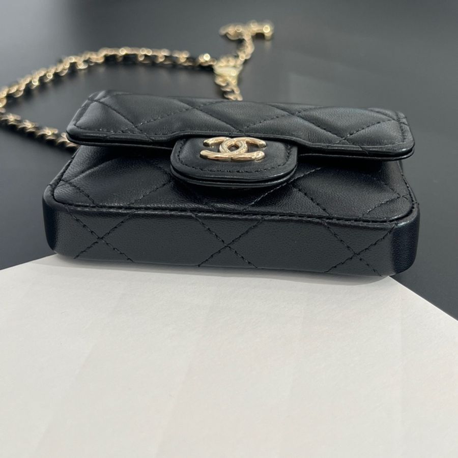 CHANEL 香奈兒 蝴蝶結肩帶金扣小羊皮腰包 黑色-6
