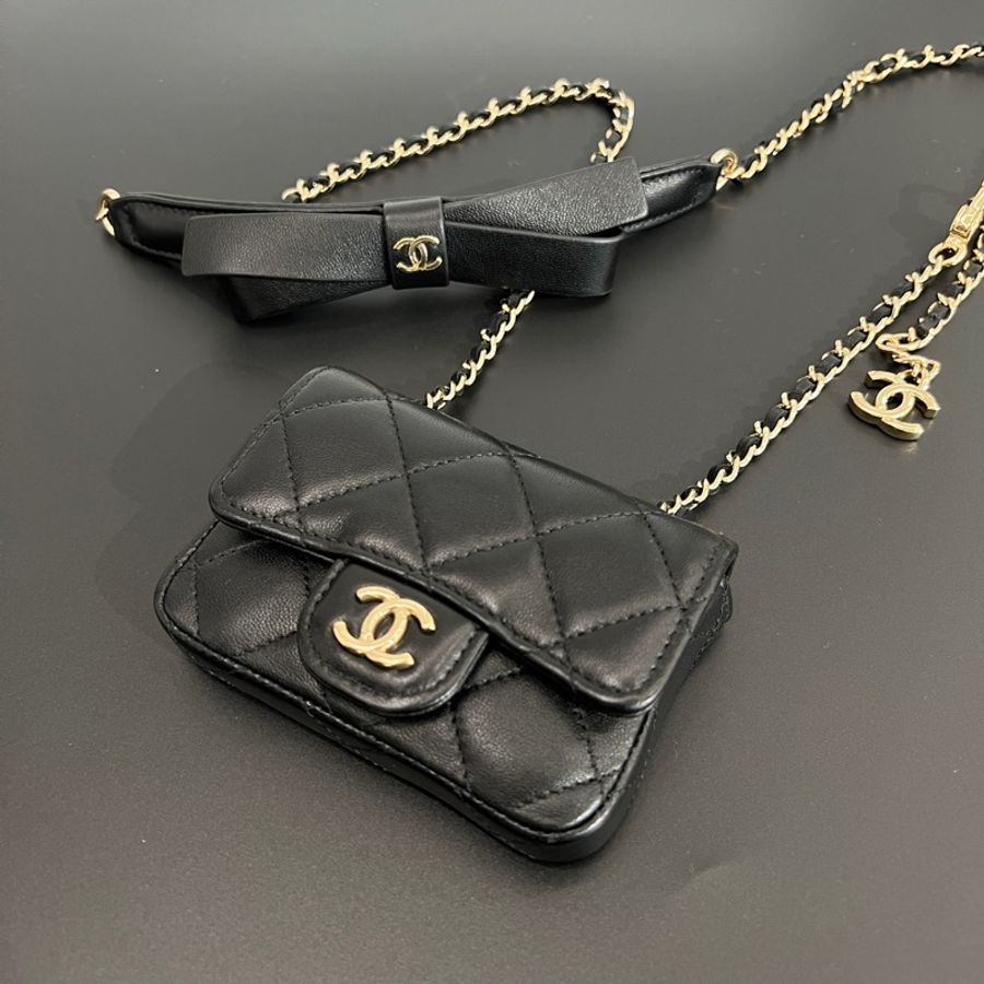CHANEL 香奈兒 蝴蝶結肩帶金扣小羊皮腰包 黑色-11