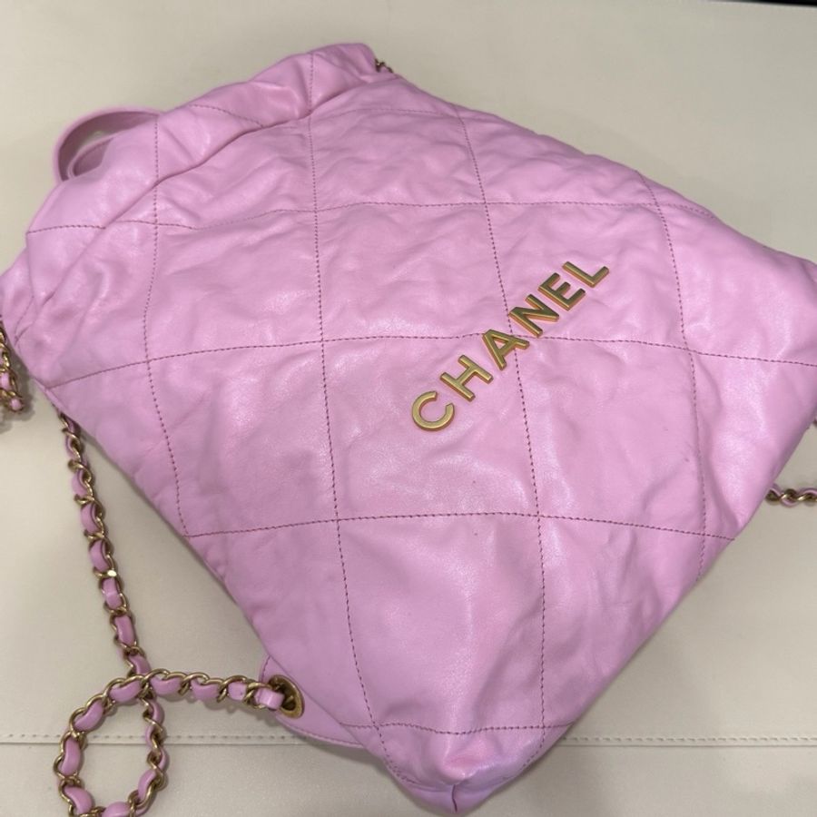 Chanel • 經典粉色金釦22 Bag 後背包 芯片款✨-3