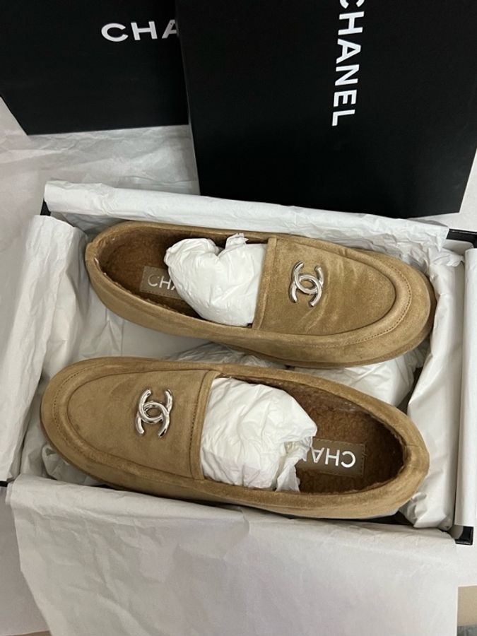 香奈兒Chanel25K羊羔毛樂福休閒鞋38碼 26年1月票-1