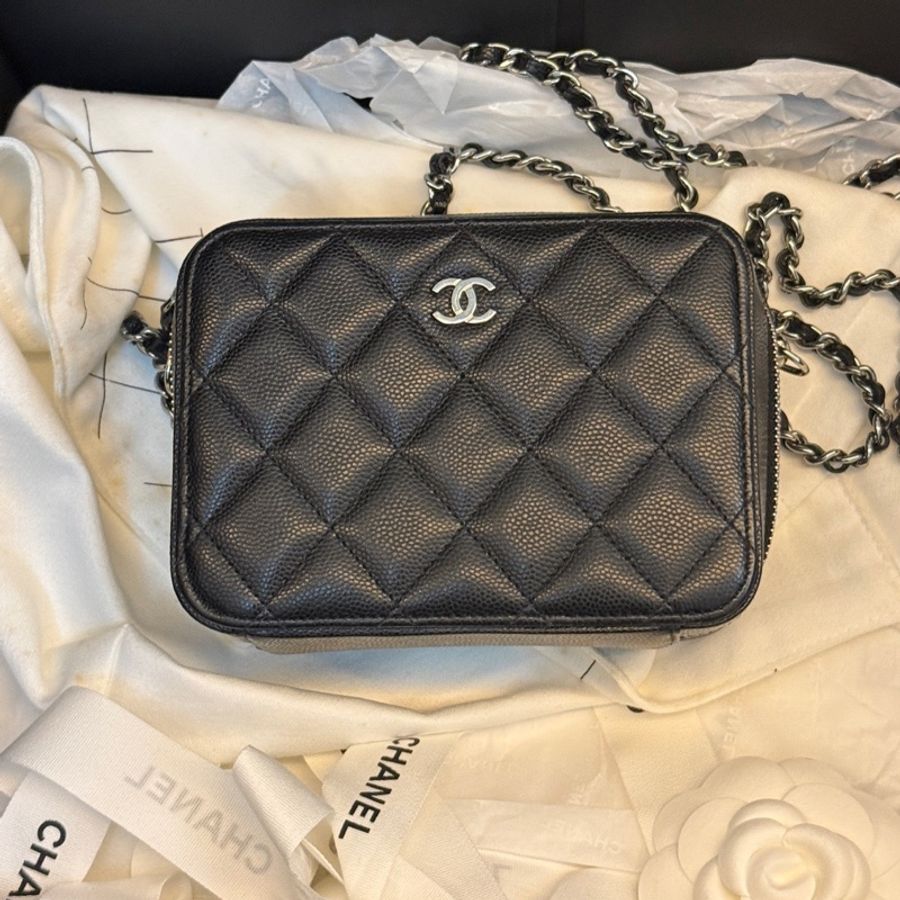 Chanel 香奈兒黑銀牛小盒子 31開-0