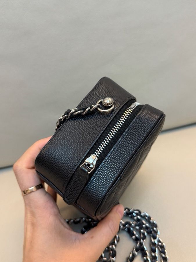 Chanel 香奈兒黑銀牛小盒子 31開-4
