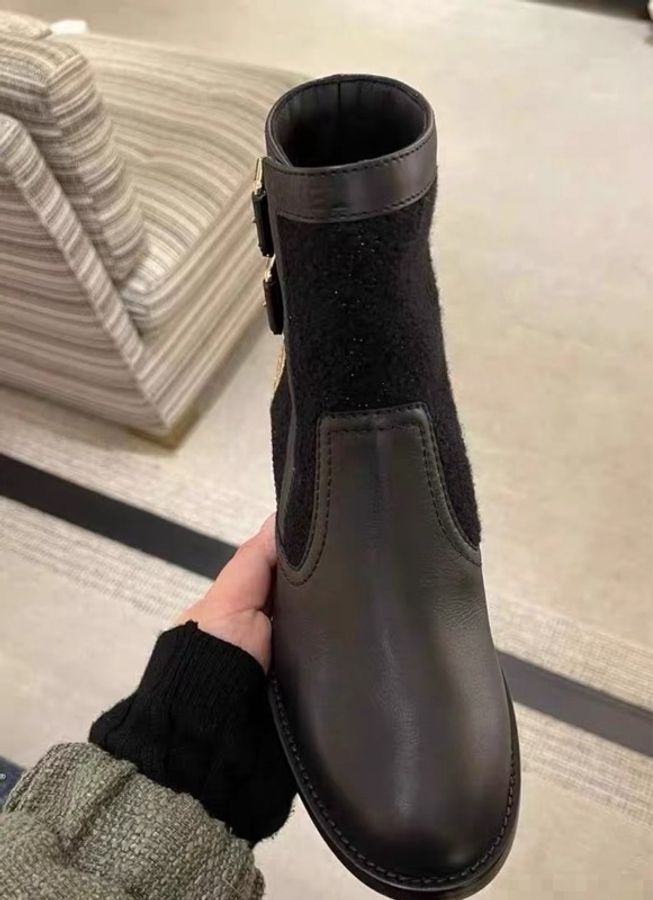 【全新品】Chanel 香奈兒員購黑金拼接切爾西靴 38碼 黑色小牛皮+金色皮革拼接-5