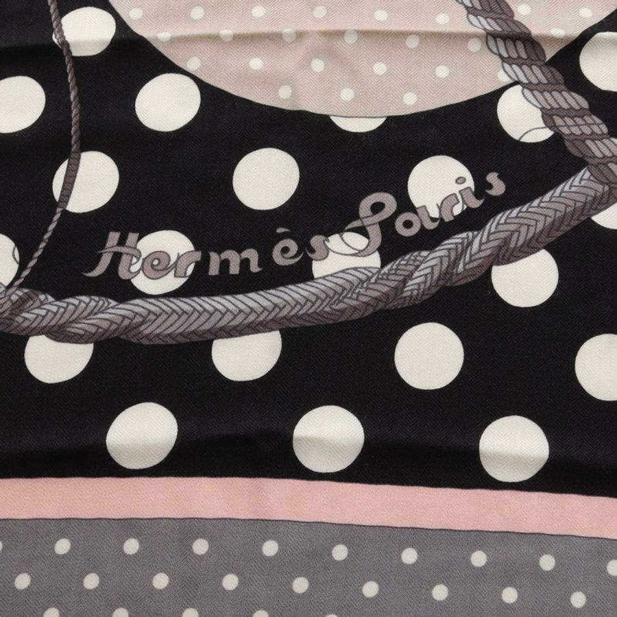 愛馬仕 Carre 140 Clic Clac a Pois 絲巾,絲質羊絨混紡,黑色、灰色、多色,二手女款-5