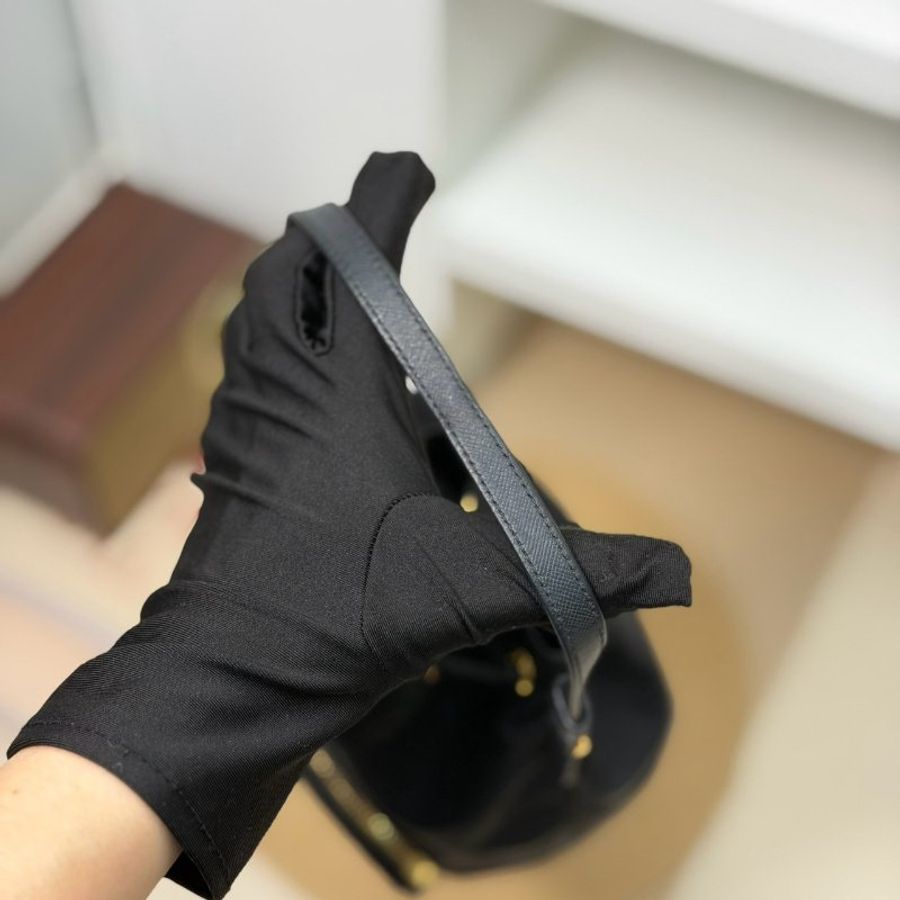 🏷️Prada 普拉達.Duet Re-Nylon 小水桶-10