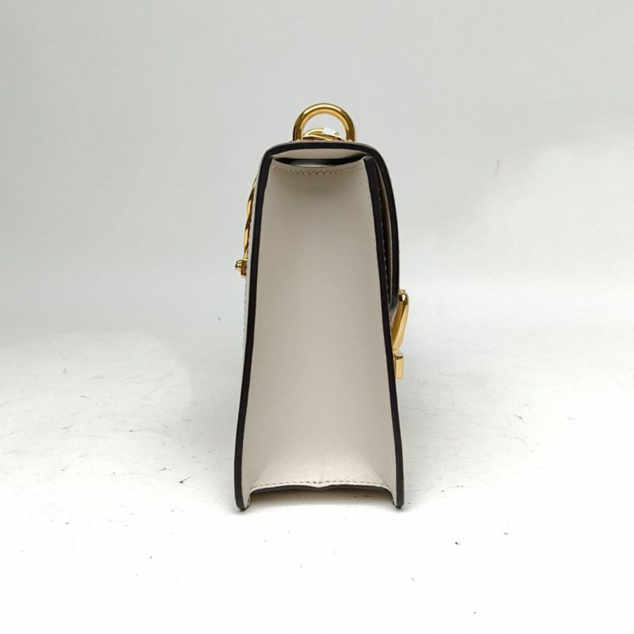 GUCCI Sylvie塞爾維亞絲帶包小號白色牛皮革金扣肩背包-3