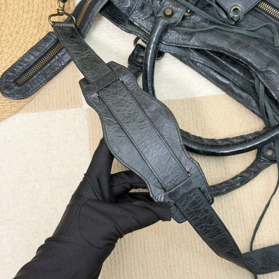 （真心超甜分享價😍）🏷Balenciaga 巴黎世家．Le City 機車包 中號-28